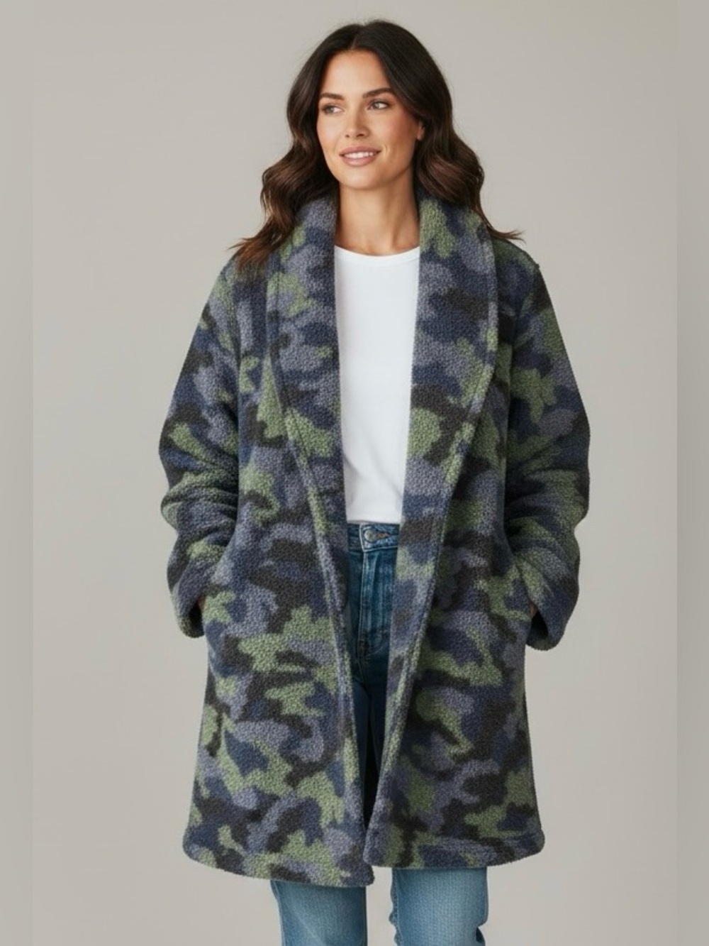 Susan Graver Weekend
Reversible Camo Sherpa Coat